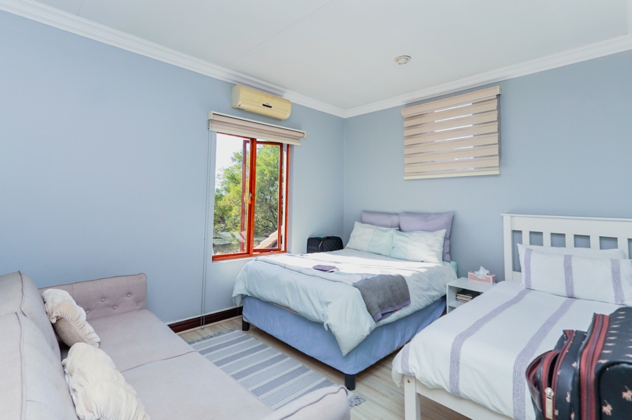 3 Bedroom Property for Sale in The Coves North West